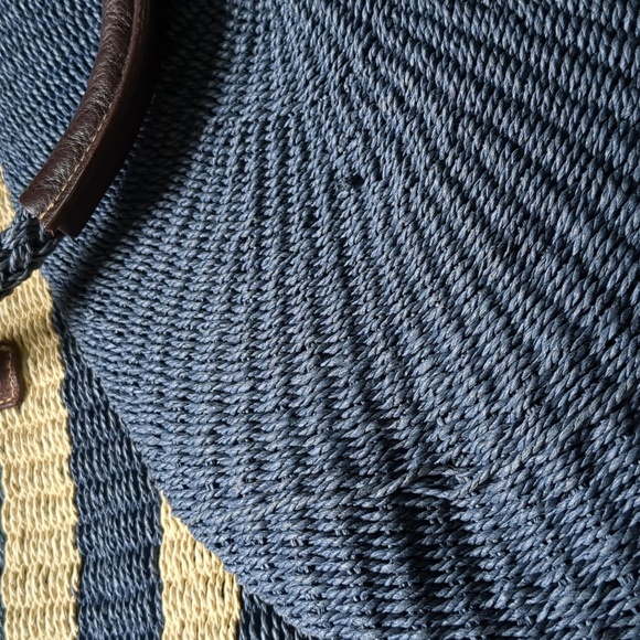 Vintage Fishermancore Blue and Cream Woven Tote with Leather Accents GAP - Picture 11 of 14